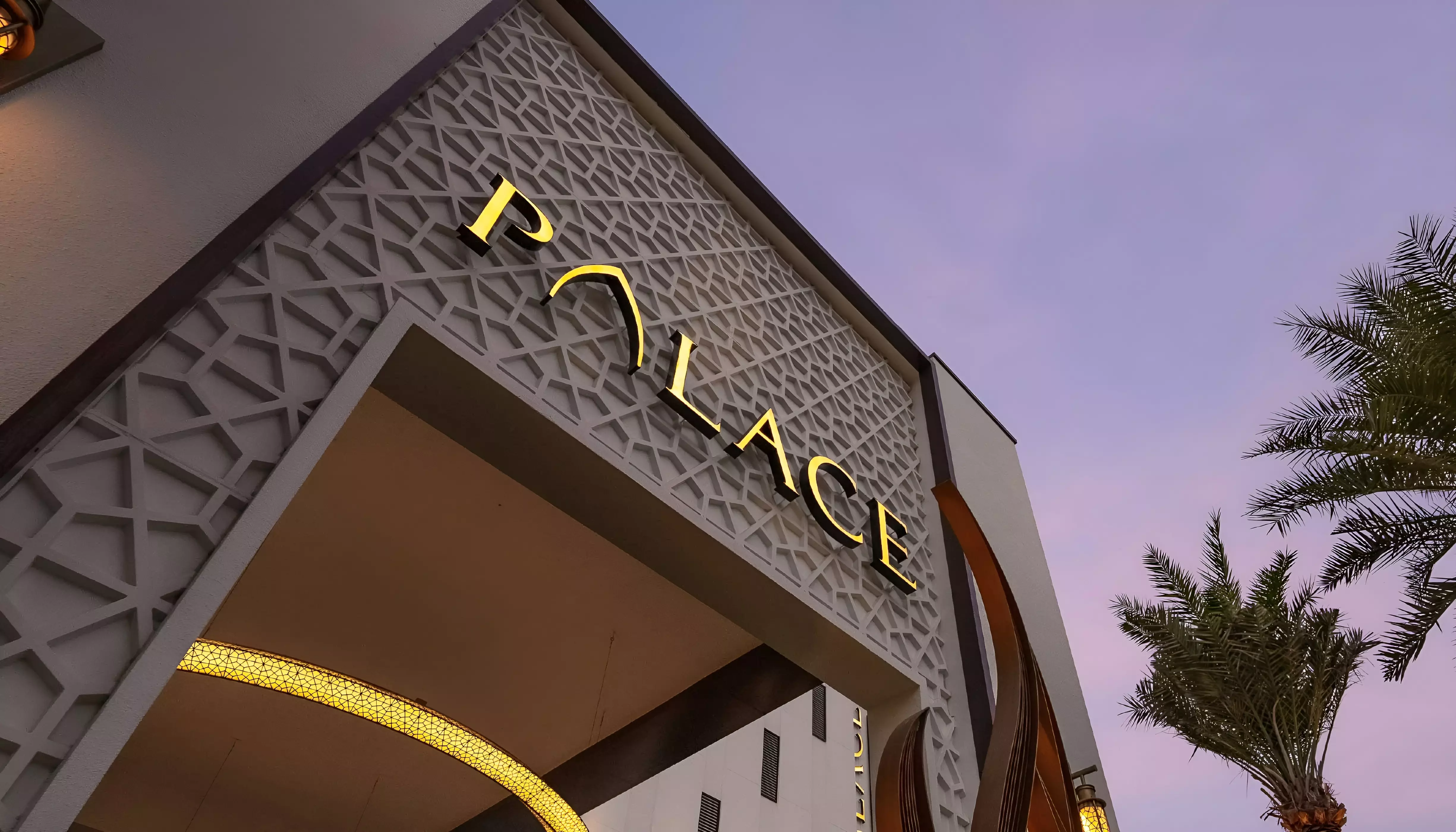 Avarra by Palace thumbnail 2